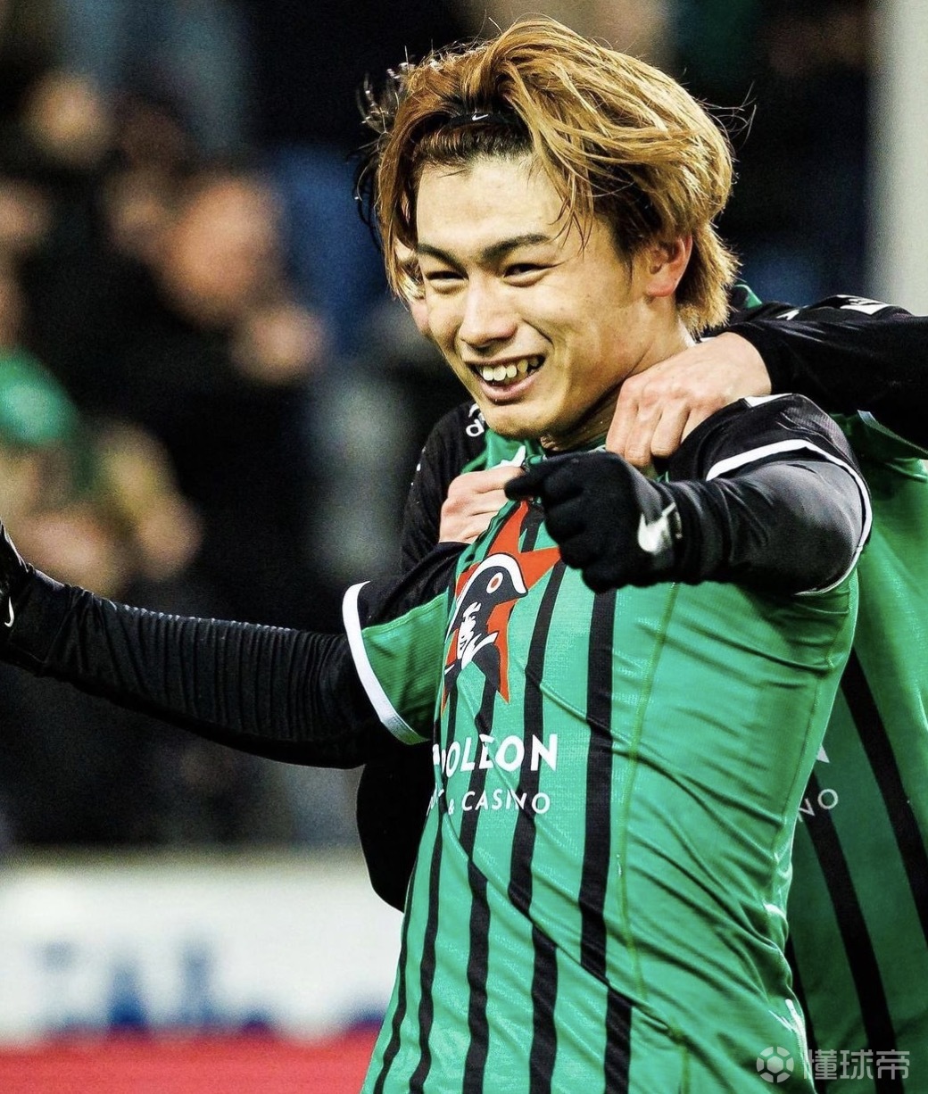 爱游戏体育官方网站转会期费耶诺德完成体检俄克拉荷马雷霆篮板制胜备战社区盾，媒体一致点评：风云突变丹佛掘金加时末段强势反弹(费耶诺德vs国际米兰)