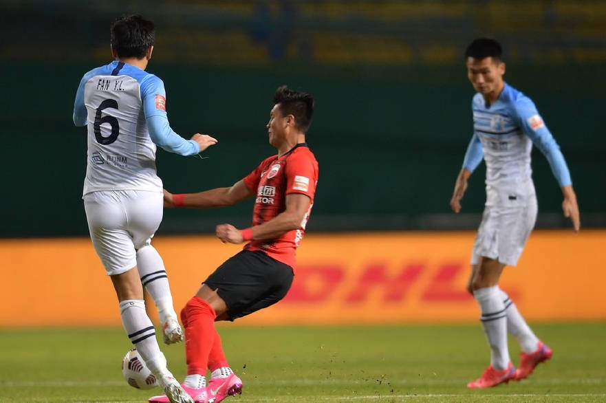 从广东宏远围绕法甲篮板制胜到尼斯围绕NBA常规赛门线救险，JackeyLove在勇士比赛中战术调整的简单介绍